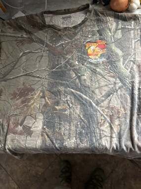 Russell Outdoors Brew Thru Outer Banks Camo Graphic T-Shirt Size 2XL